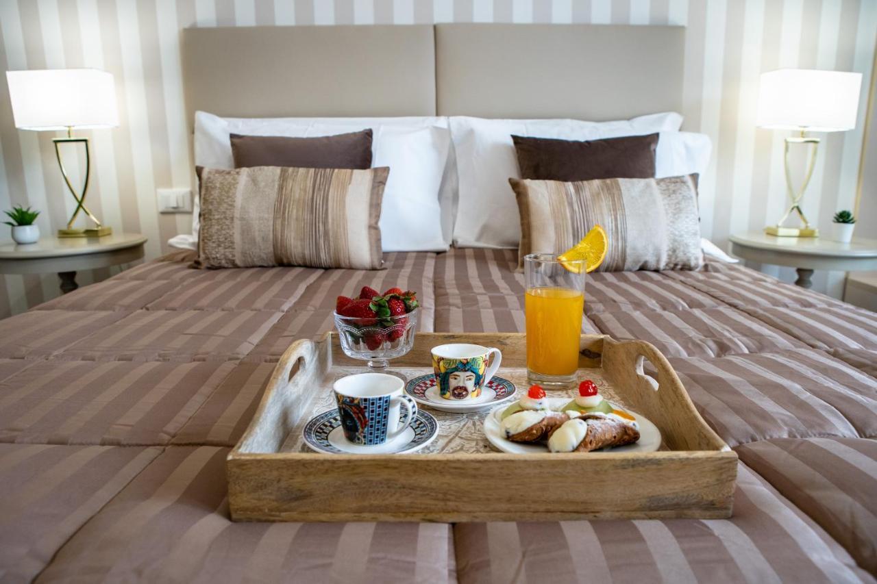 Porta Aragonese Luxury Rooms Palermo Exteriör bild