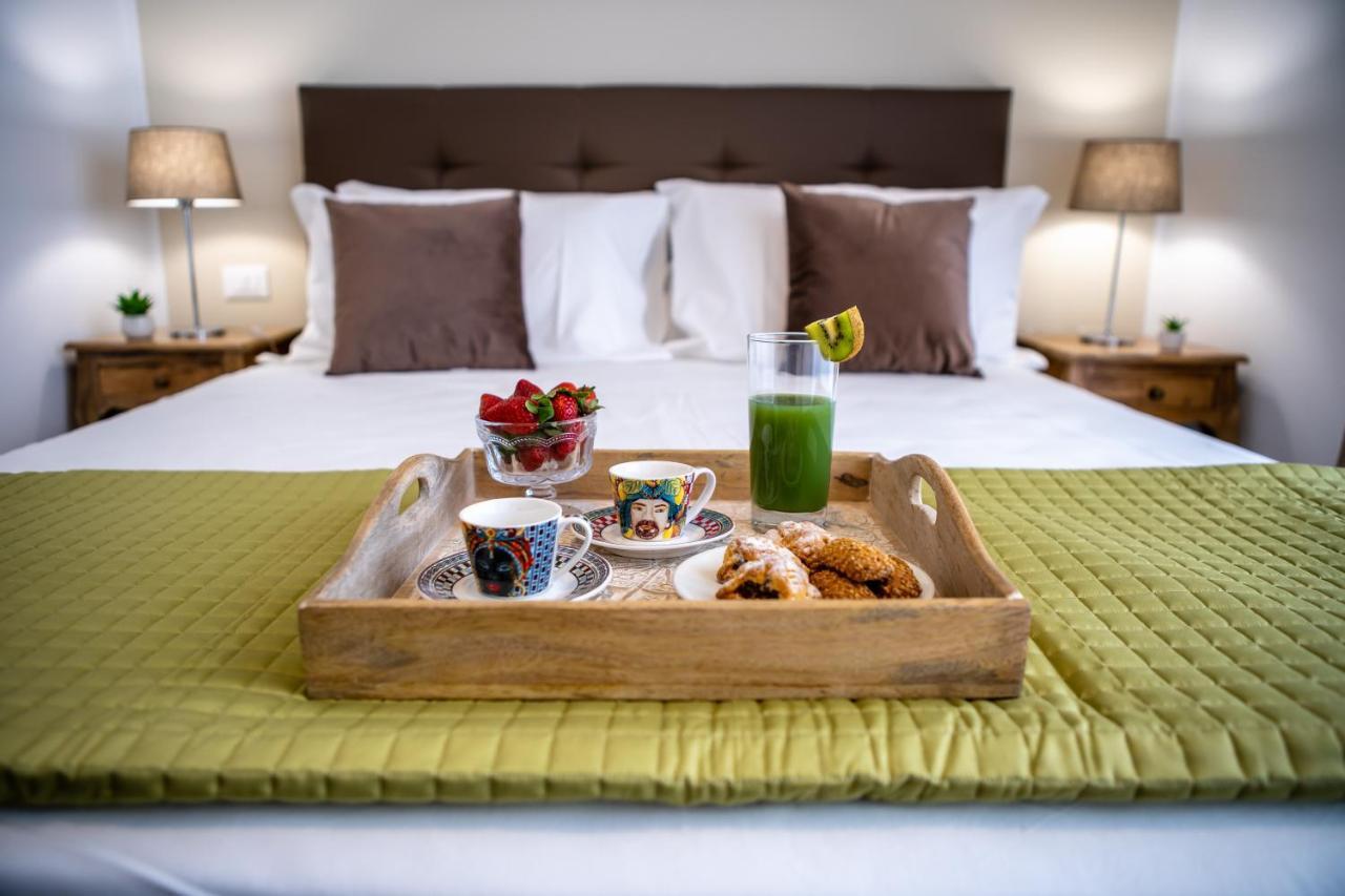 Porta Aragonese Luxury Rooms Palermo Exteriör bild