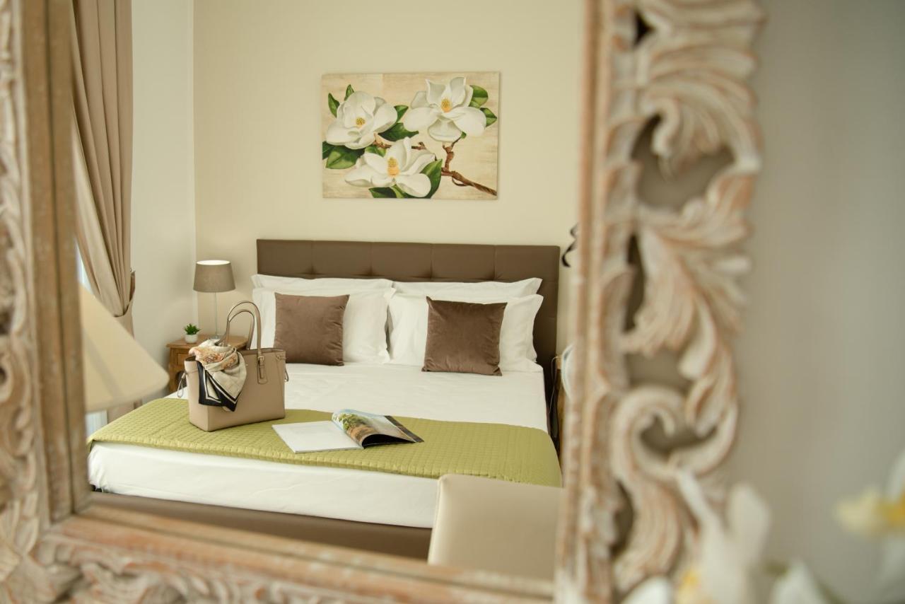 Porta Aragonese Luxury Rooms Palermo Exteriör bild