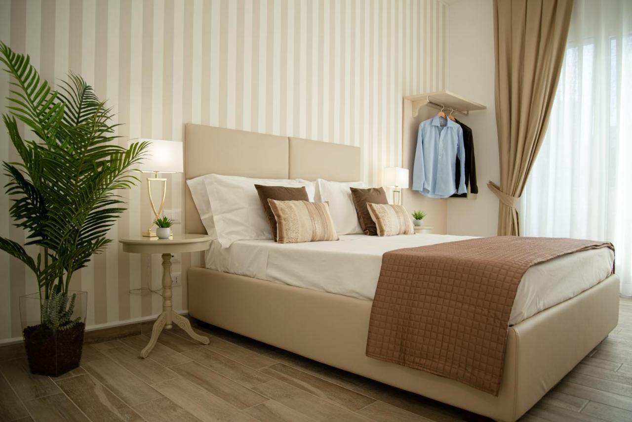 Porta Aragonese Luxury Rooms Palermo Exteriör bild