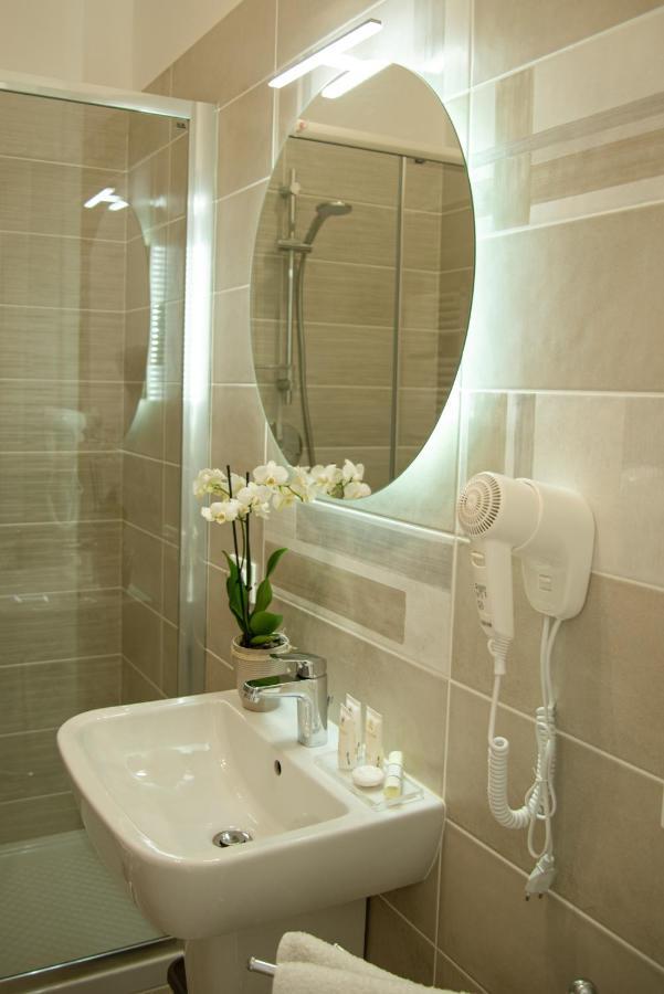 Porta Aragonese Luxury Rooms Palermo Exteriör bild